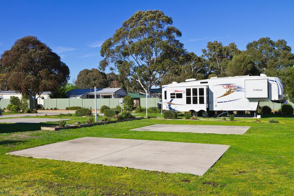 Sandhurst Motel Carrum Downs Eksteriør billede