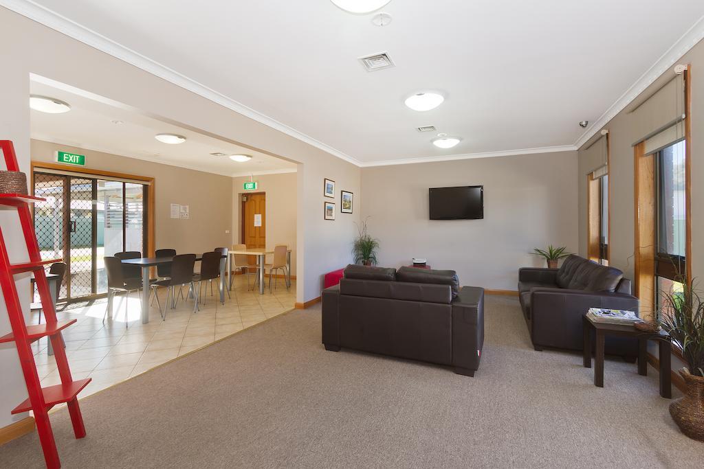 Sandhurst Motel Carrum Downs Eksteriør billede