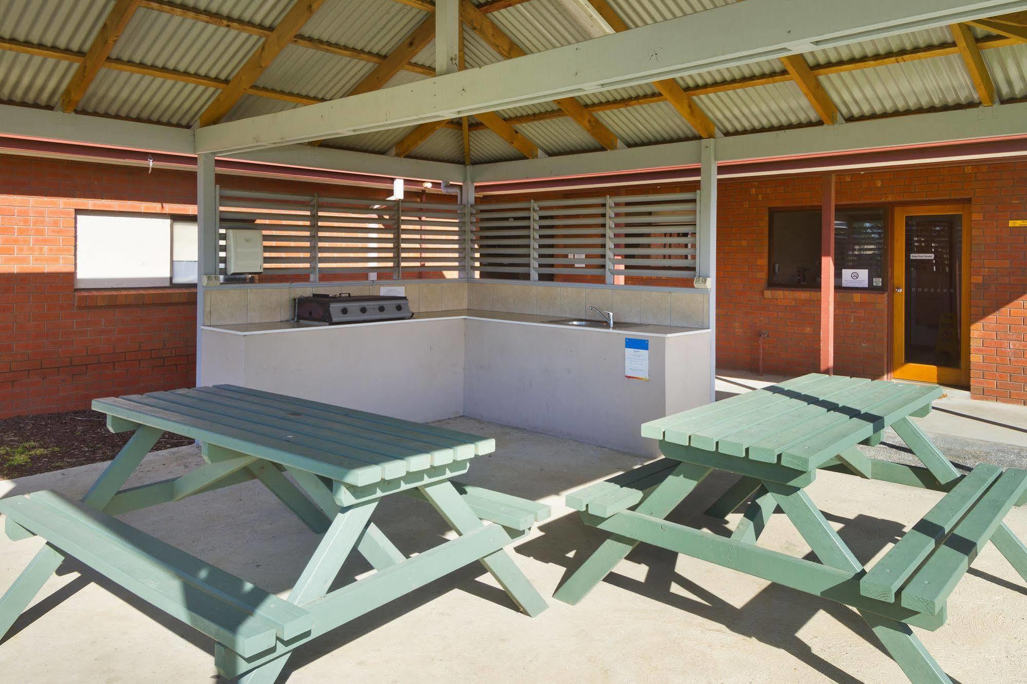 Sandhurst Motel Carrum Downs Eksteriør billede